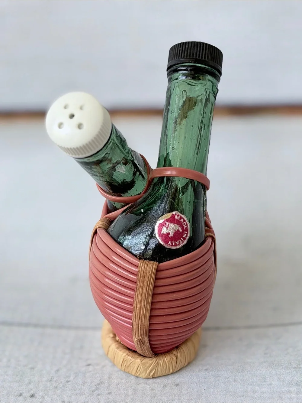 Vintage Italian Mini Chianti Wine Bottle Salt & Pepper Shakers Set